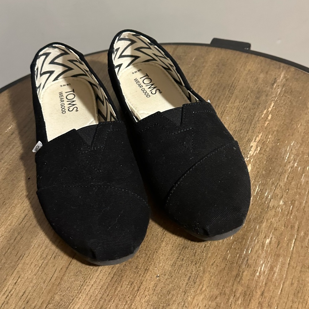 TOMS Classic Black Canvas Shoes